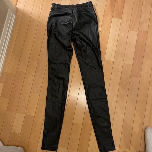 Wilfred Black Leather Pants - size 6 - Picture 3 of 3